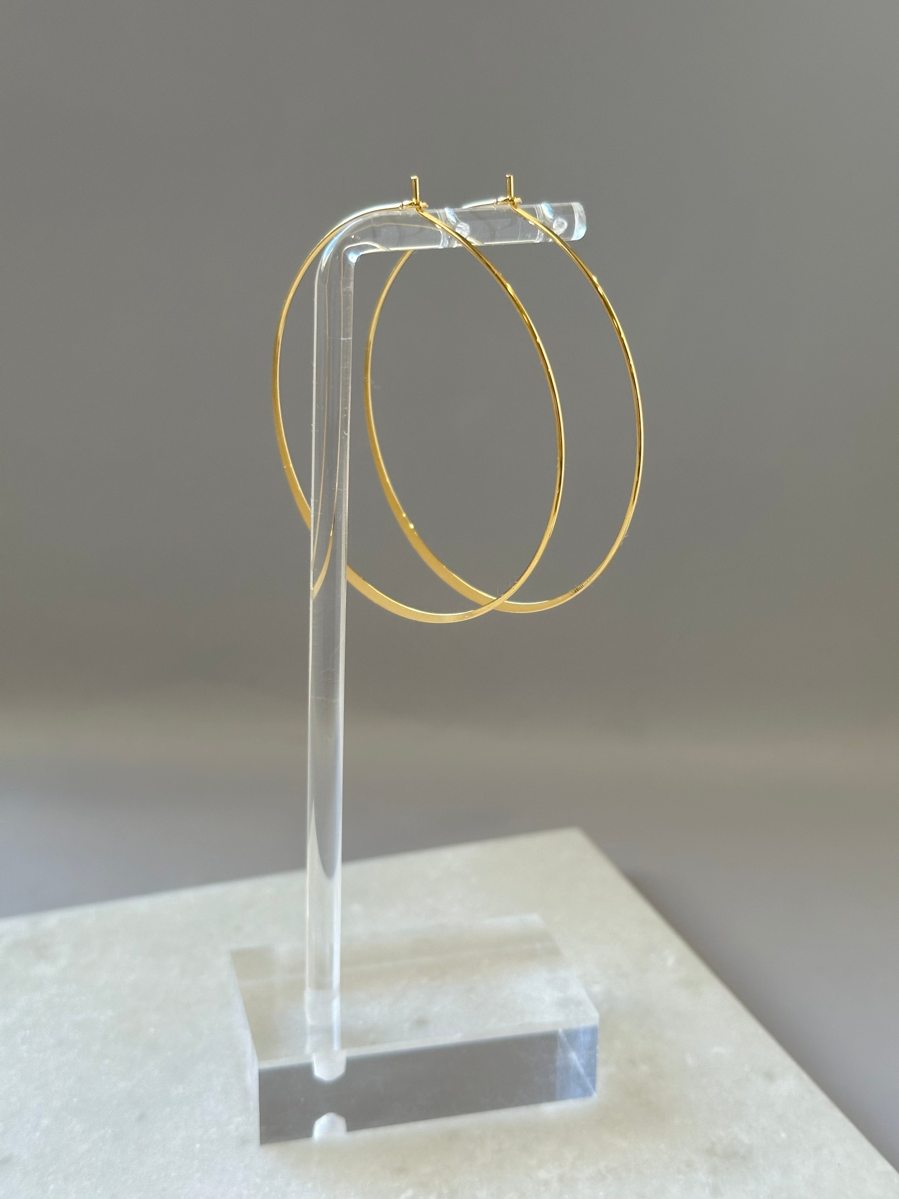 Rea Flat Hoops- Gold