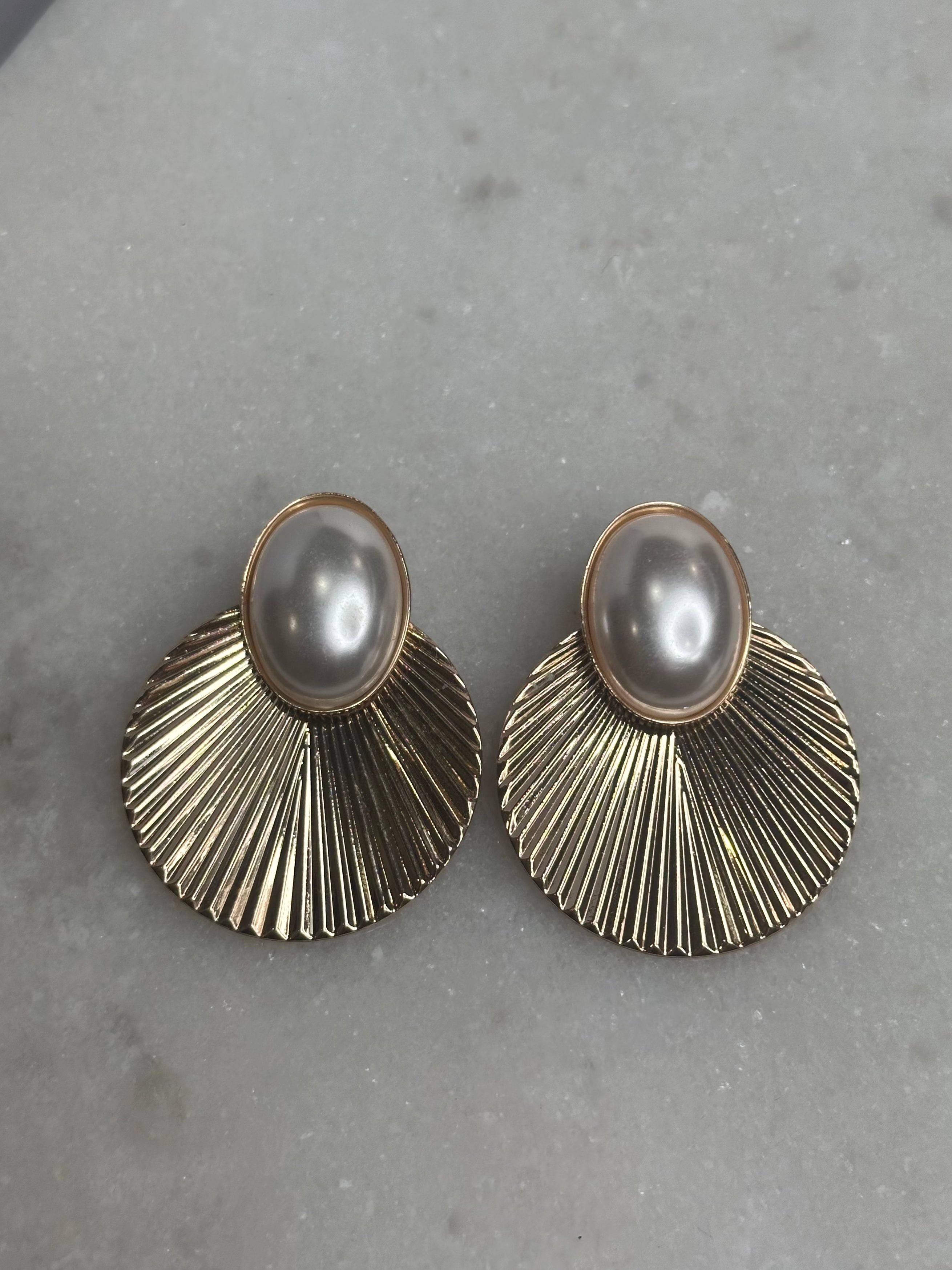 Stellar Pearl Earring - Gold