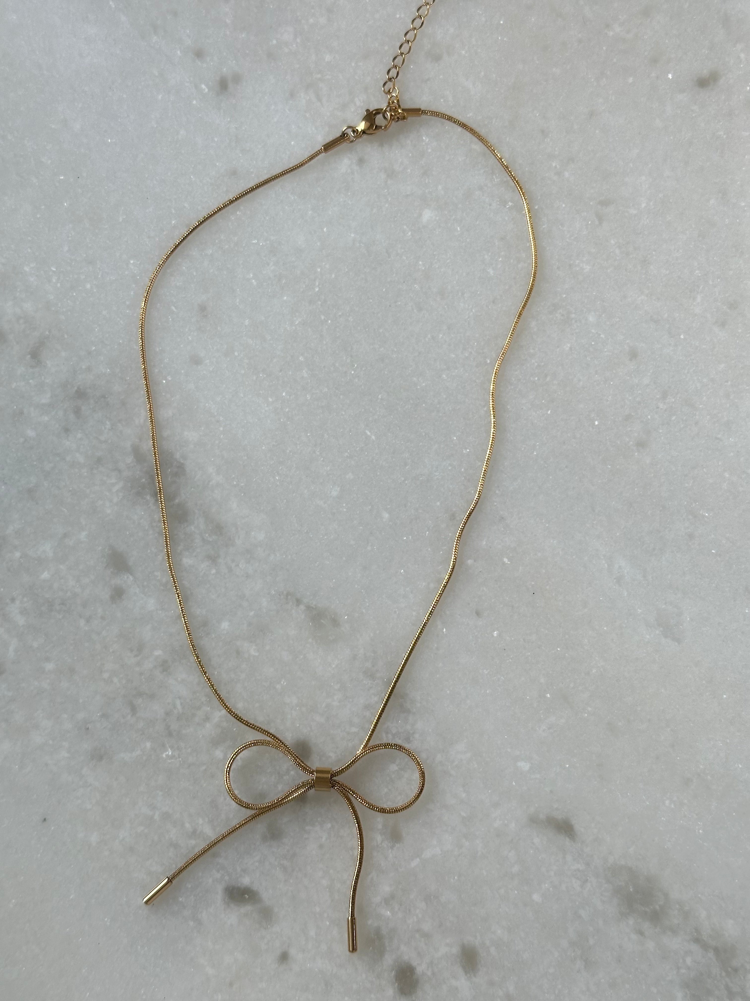 Bow Chain Necklace