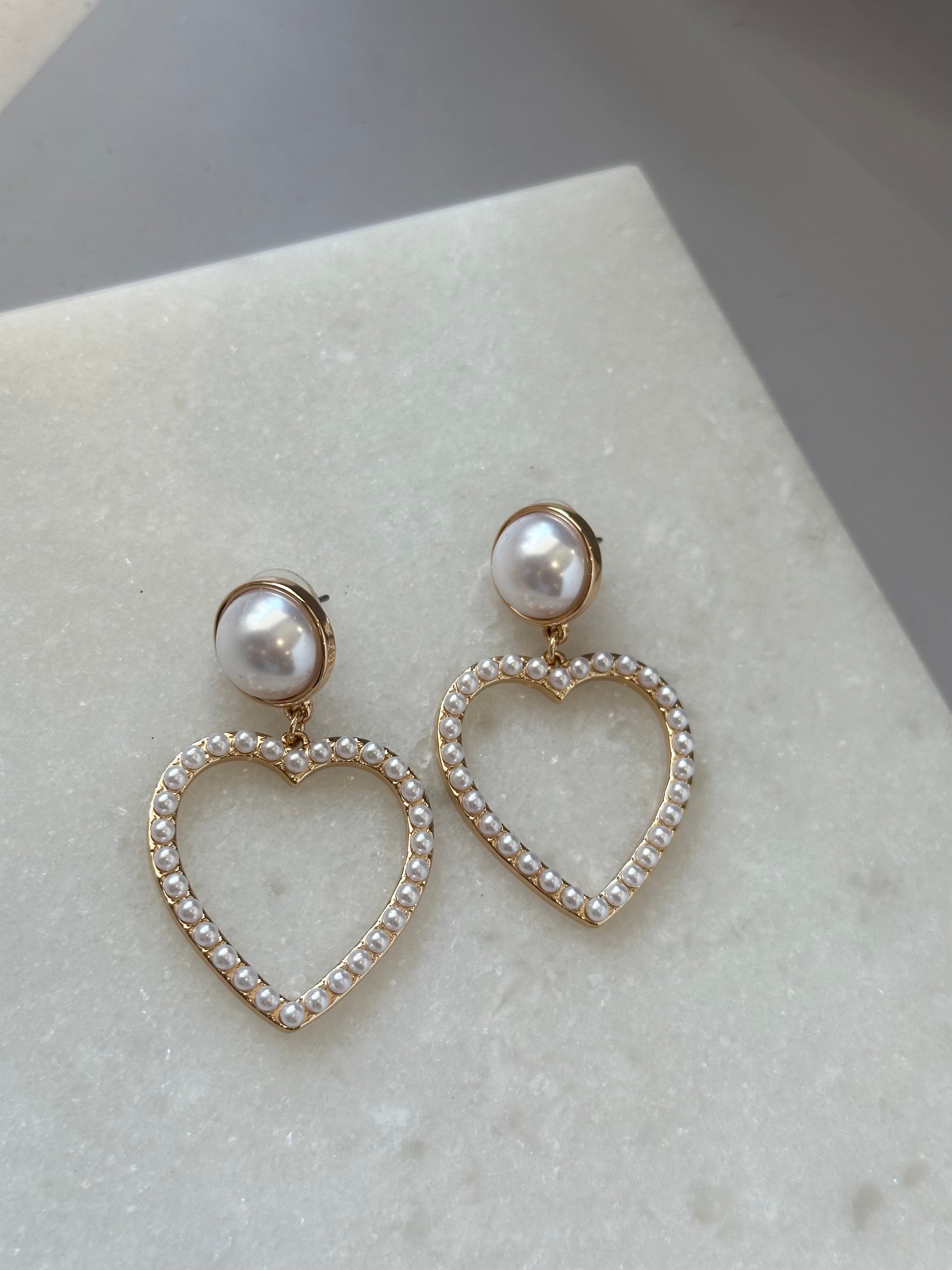 Pearl Heart Earrings-Gold