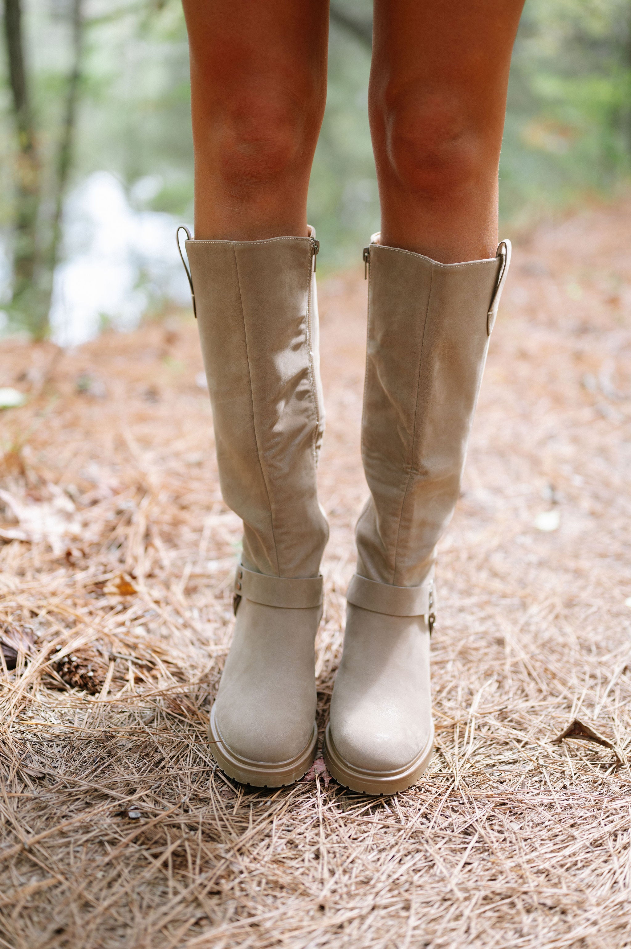 Leanne Boot- Dark Taupe//MODEL PAIR SIZE 8