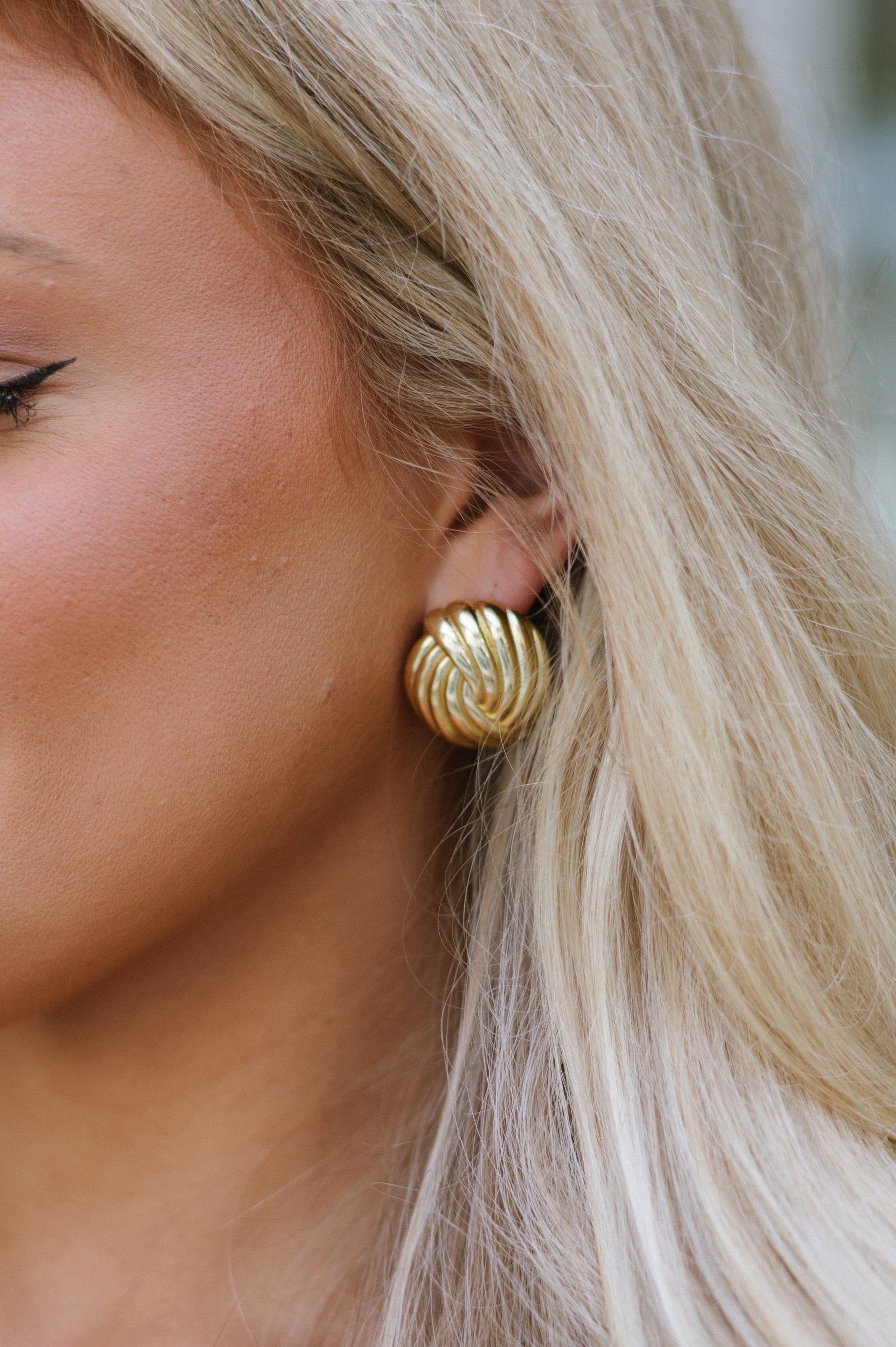 Textured Circle Earrings-Gold