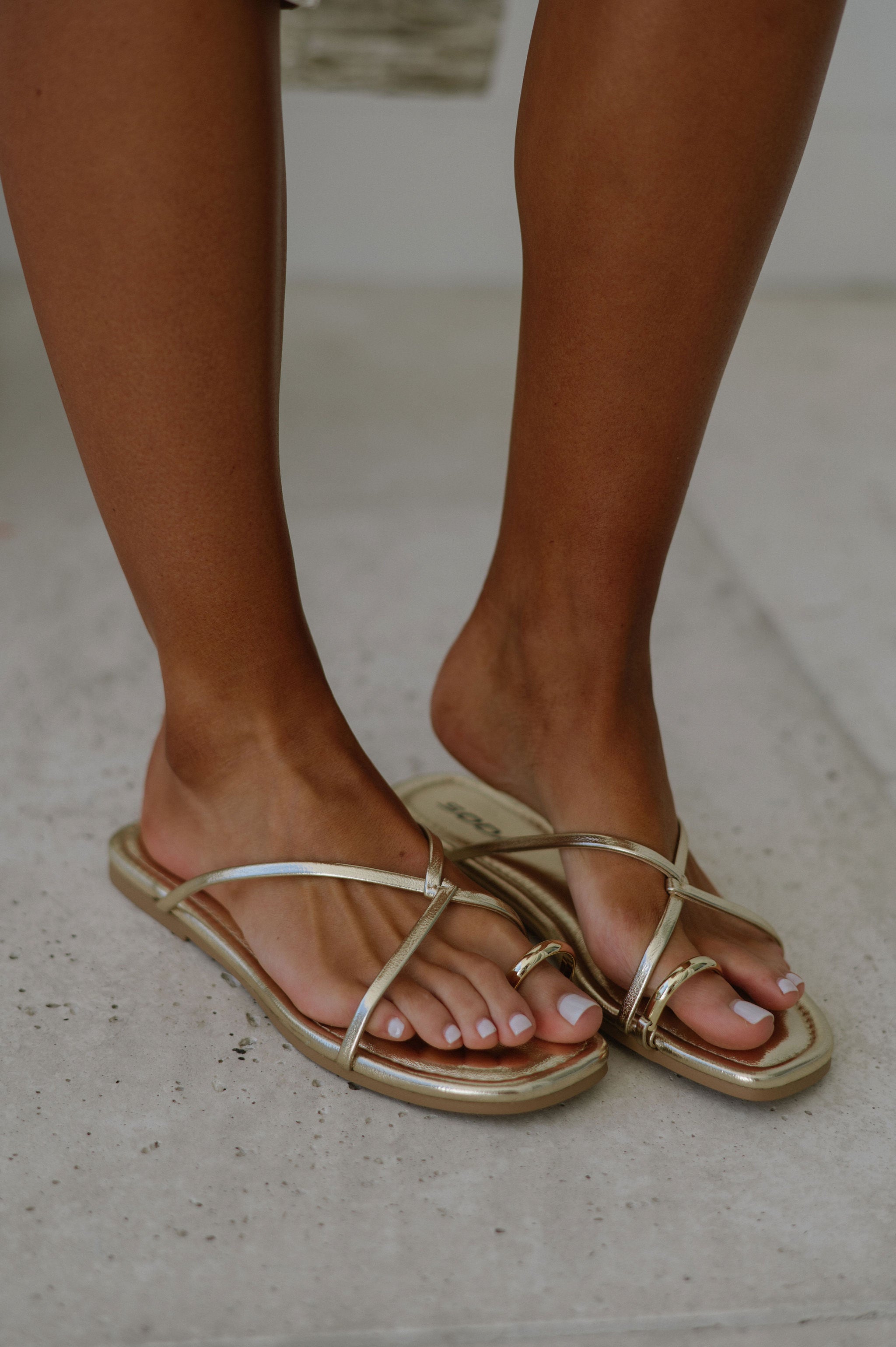 Showing Sandals-Gold