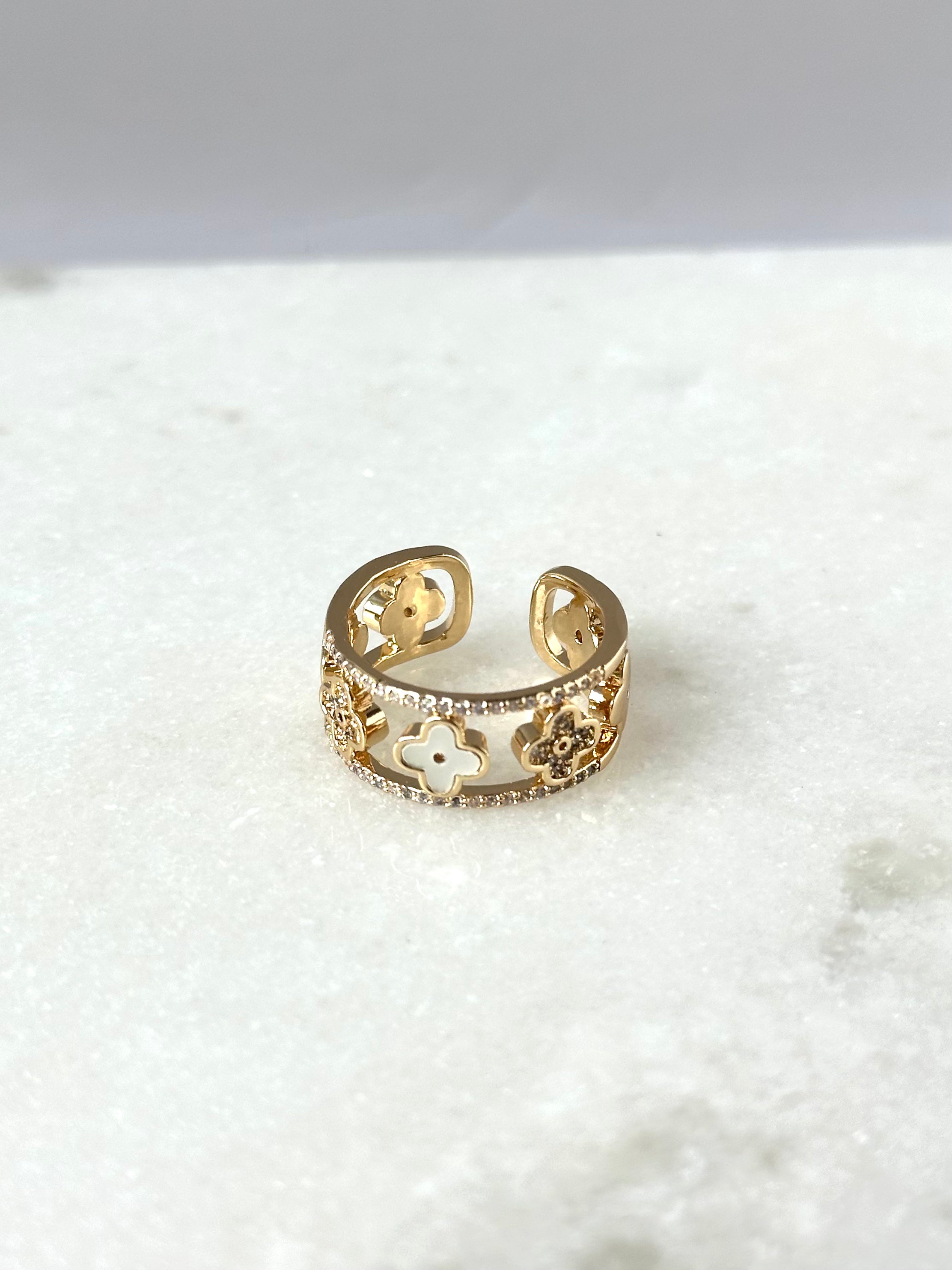 Lex Clover Ring- Gold